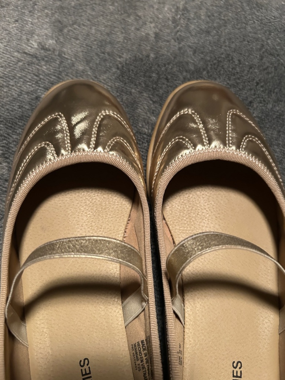 No Boundaries Metallic Gold Slip-On Mary Jane Flats - Picture 2 of 3